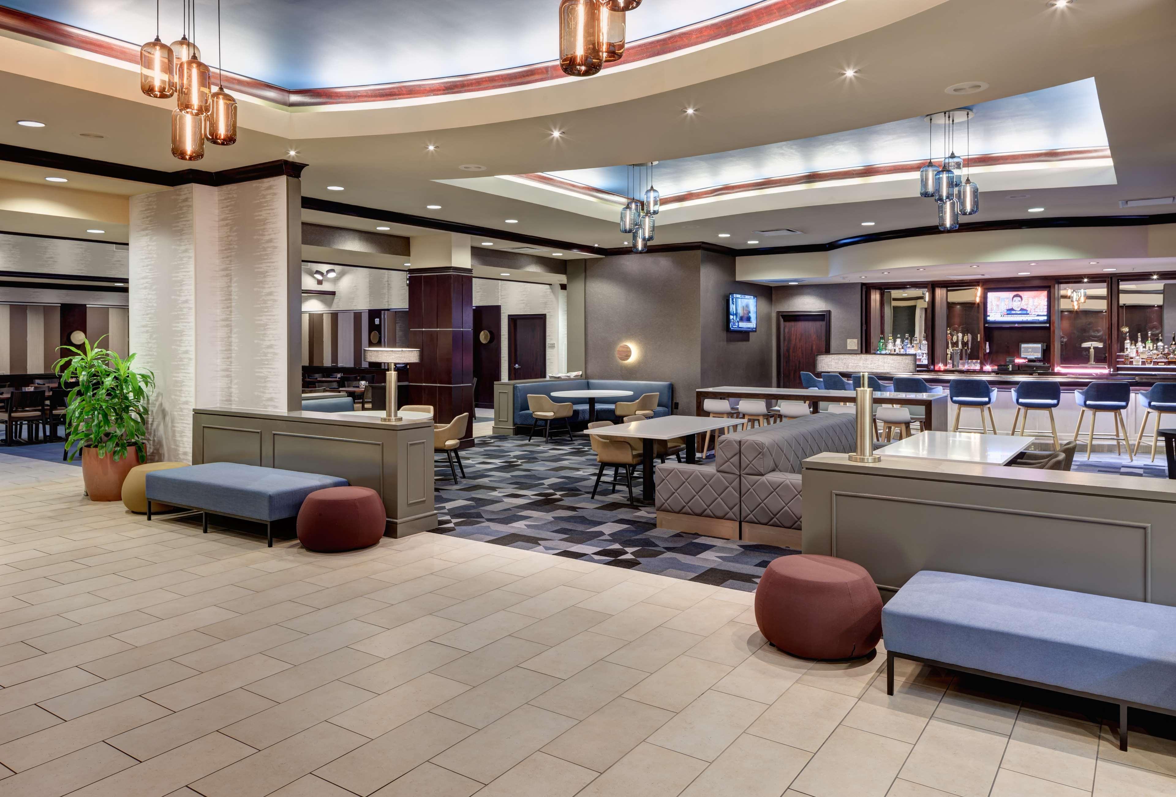 Embassy Suites By Hilton Tampa Brandon Heartland Eksteriør billede