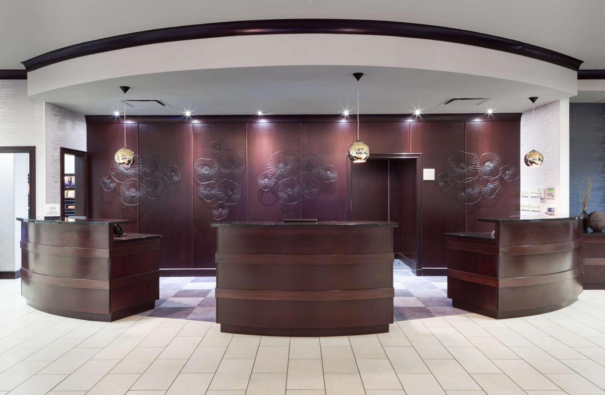 Embassy Suites By Hilton Tampa Brandon Heartland Eksteriør billede